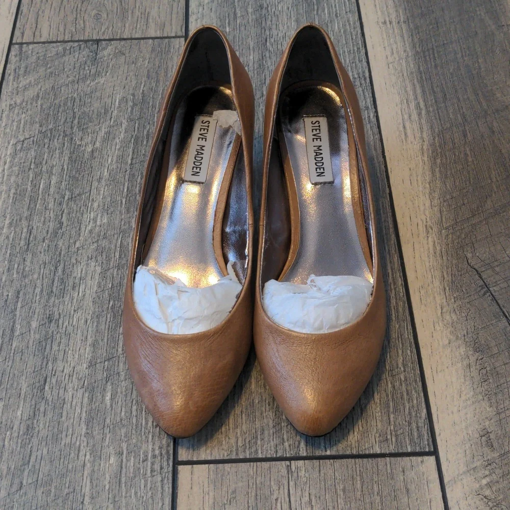 Steve Madden classic elegance